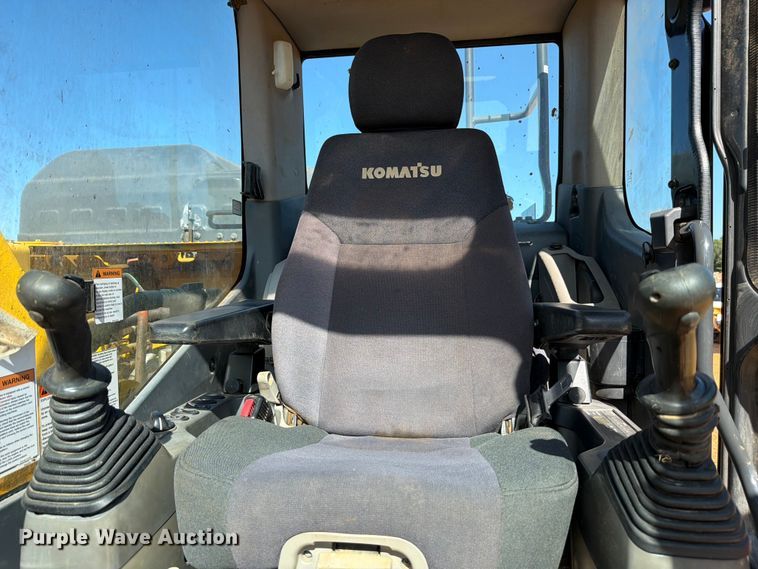 image for item ED5355 2019 Komatsu PC290LC-11 excavator