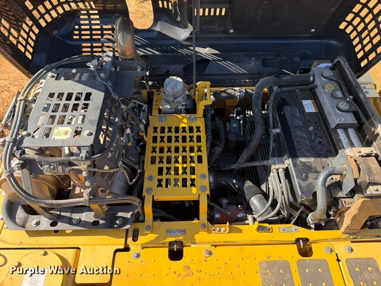 image for item ED5355 2019 Komatsu PC290LC-11 excavator