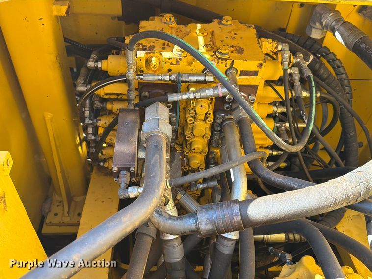 image for item ED5355 2019 Komatsu PC290LC-11 excavator