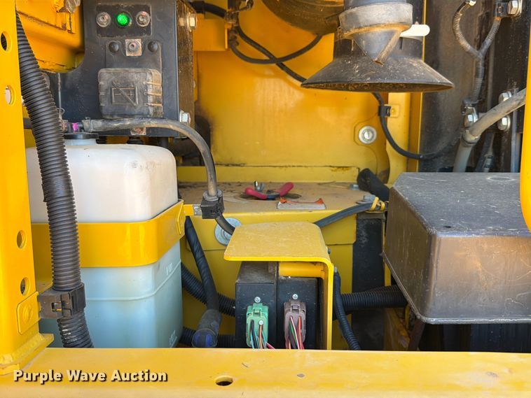 image for item ED5355 2019 Komatsu PC290LC-11 excavator