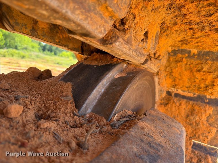 image for item ED5355 2019 Komatsu PC290LC-11 excavator
