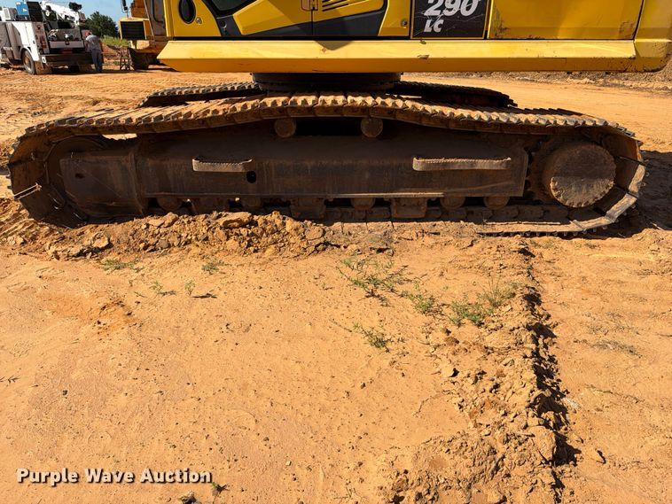 image for item ED5355 2019 Komatsu PC290LC-11 excavator