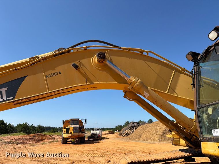 image for item ED5356 2002 Caterpillar 345B L Series II excavator