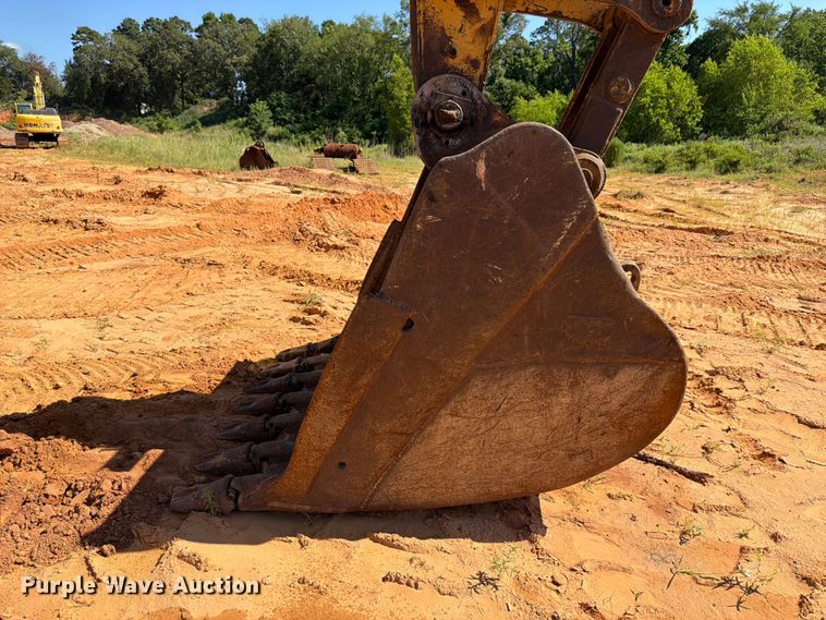 image for item ED5356 2002 Caterpillar 345B L Series II excavator