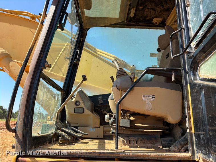 image for item ED5356 2002 Caterpillar 345B L Series II excavator