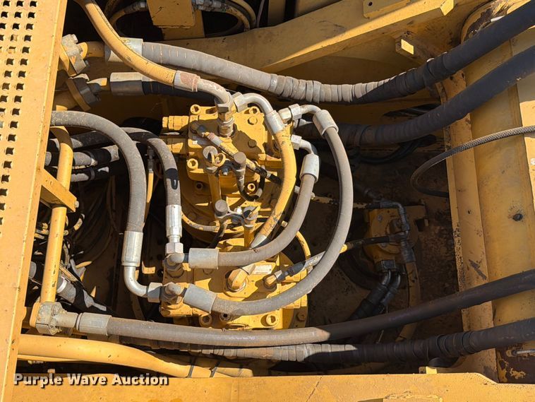 image for item ED5356 2002 Caterpillar 345B L Series II excavator