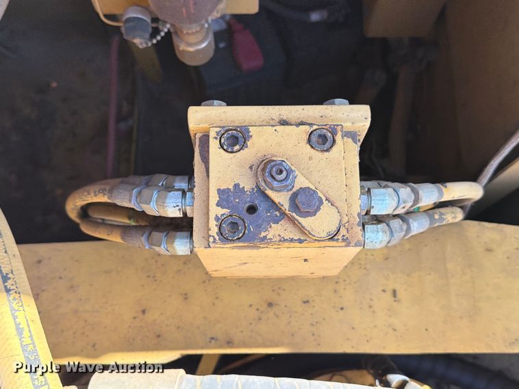image for item ED5356 2002 Caterpillar 345B L Series II excavator