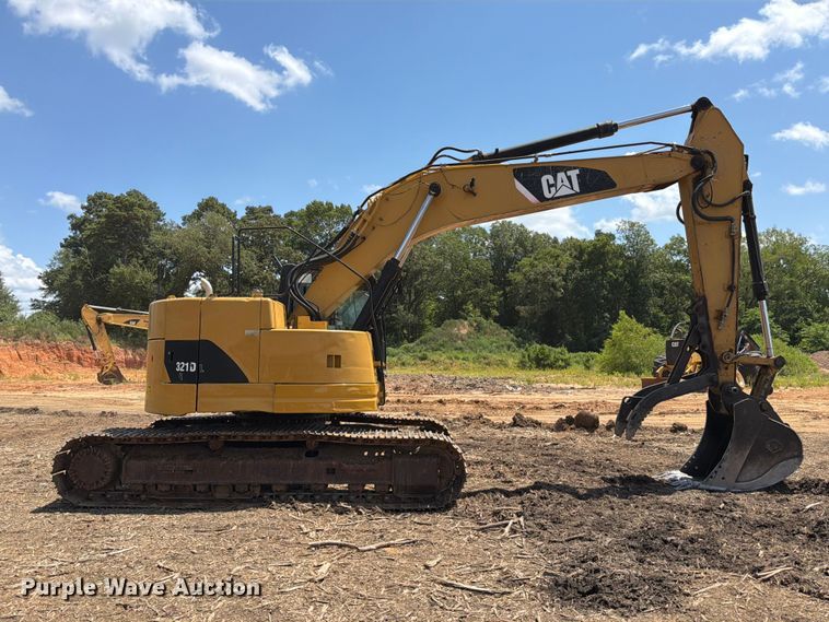 image for item ED5357 2009 Caterpillar 321D LCR excavator