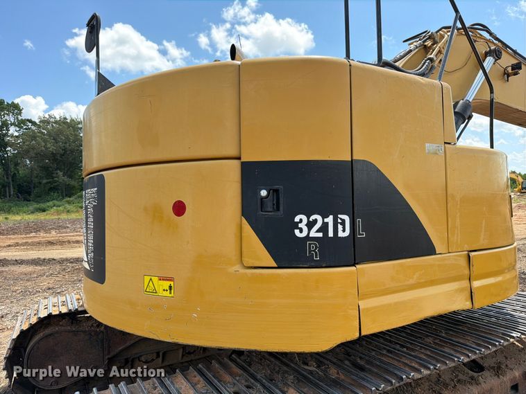 image for item ED5357 2009 Caterpillar 321D LCR excavator