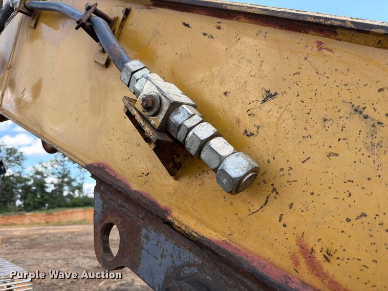 image for item ED5357 2009 Caterpillar 321D LCR excavator