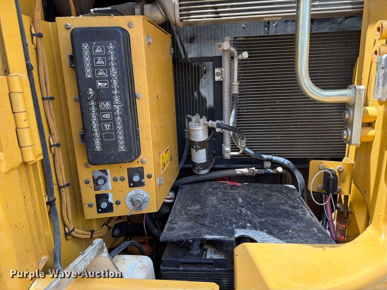 image for item ED5357 2009 Caterpillar 321D LCR excavator