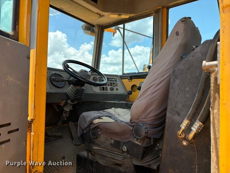 image for item ED5361 1998 Volvo A40 articulated haul truck