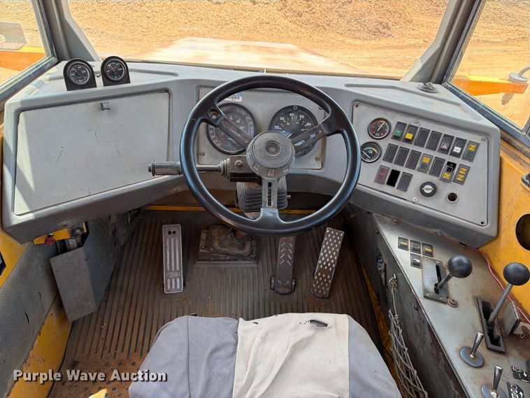 image for item ED5361 1998 Volvo A40 articulated haul truck