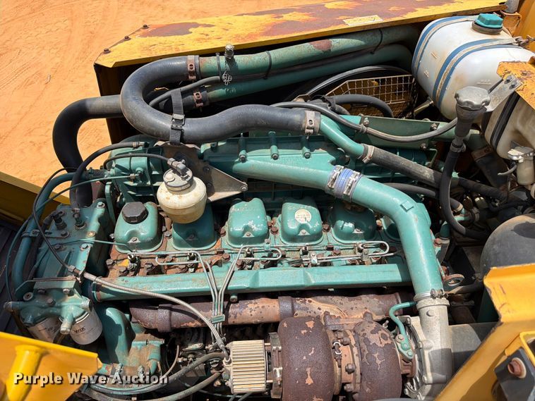 image for item ED5361 1998 Volvo A40 articulated haul truck