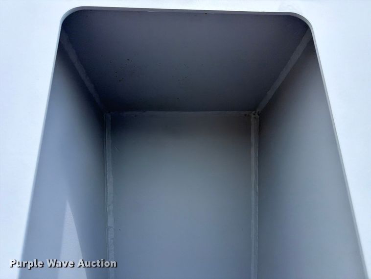 image for item ED5382 2026 De Lucio USA Half Round dump bed