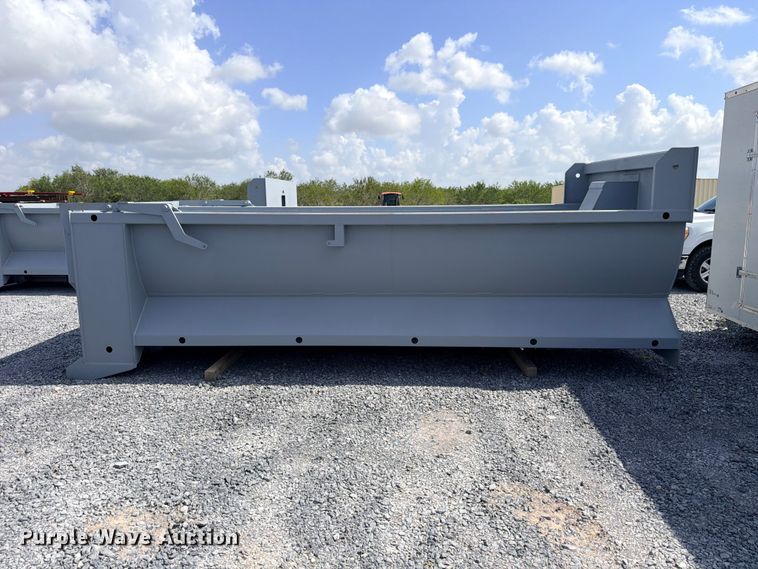 image for item ED5386 2026 De Lucio USA Half Round dump bed