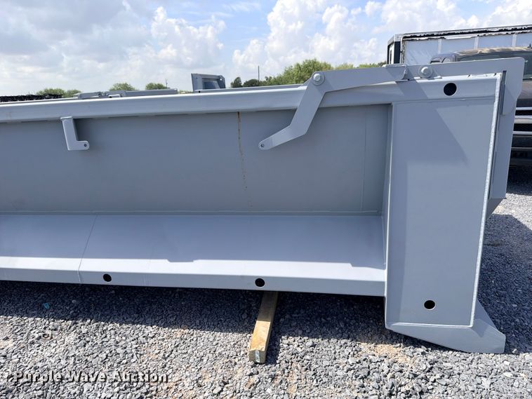 image for item ED5387 2026 De Lucio USA Half Round dump bed