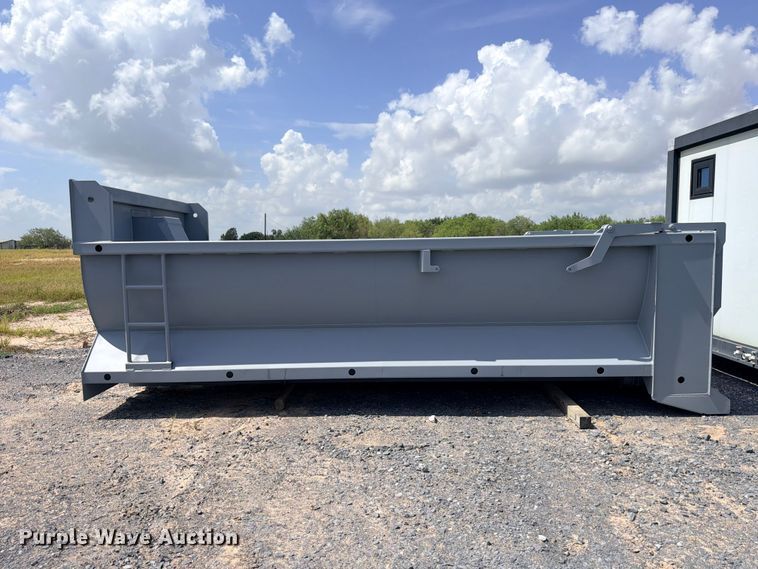 image for item ED5389 2026 De Lucio USA Half Round dump bed
