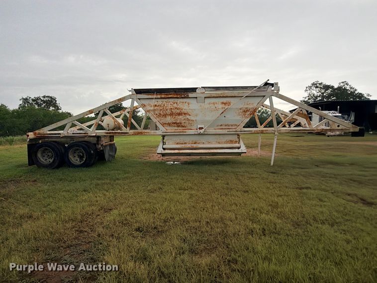 image for item ED5402 1993 Ranco bottom dump trailer