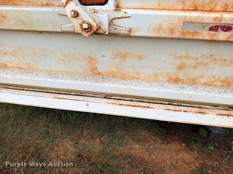 image for item ED5402 1993 Ranco bottom dump trailer