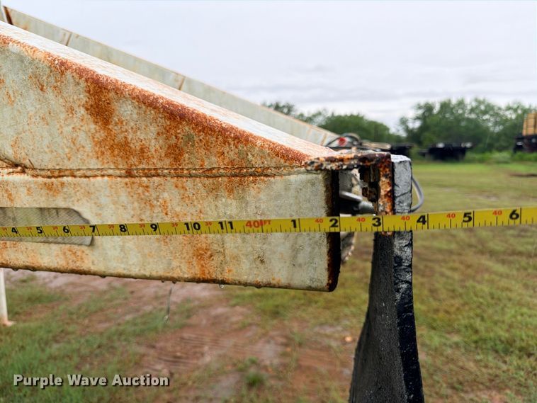 image for item ED5402 1993 Ranco bottom dump trailer