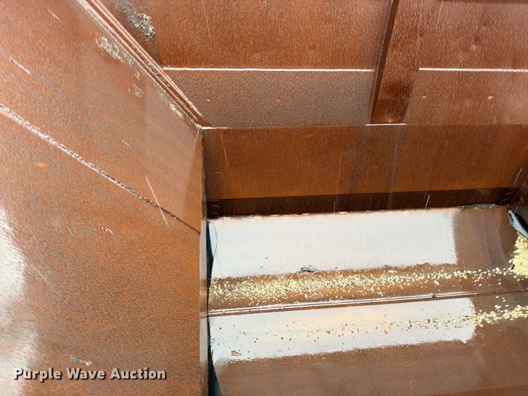 image for item ED5402 1993 Ranco bottom dump trailer