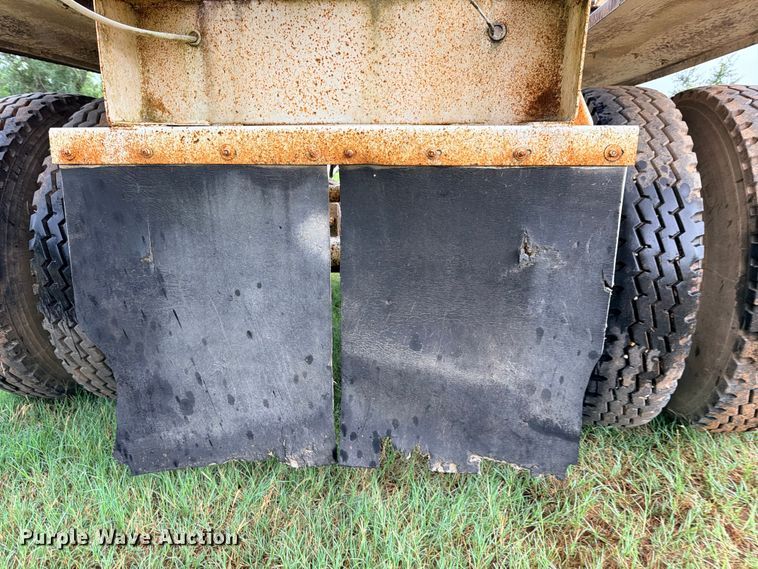 image for item ED5402 1993 Ranco bottom dump trailer