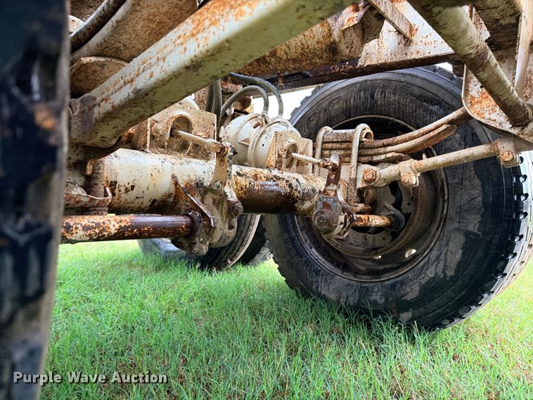 image for item ED5402 1993 Ranco bottom dump trailer