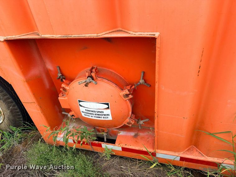 image for item ED5417 2007 Salty's Manufacturing frac tank trailer