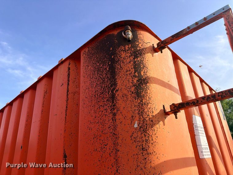 image for item ED5421 Dragon Products frac tank trailer