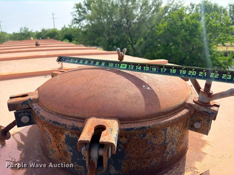 image for item ED5422 2007 Salty's Manufacturing frac tank trailer