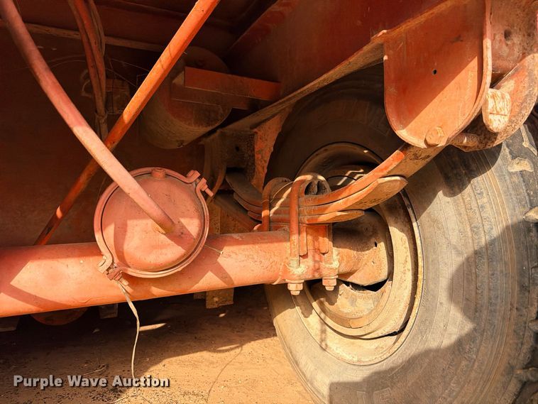 image for item ED5423 Dragon Products frac tank trailer