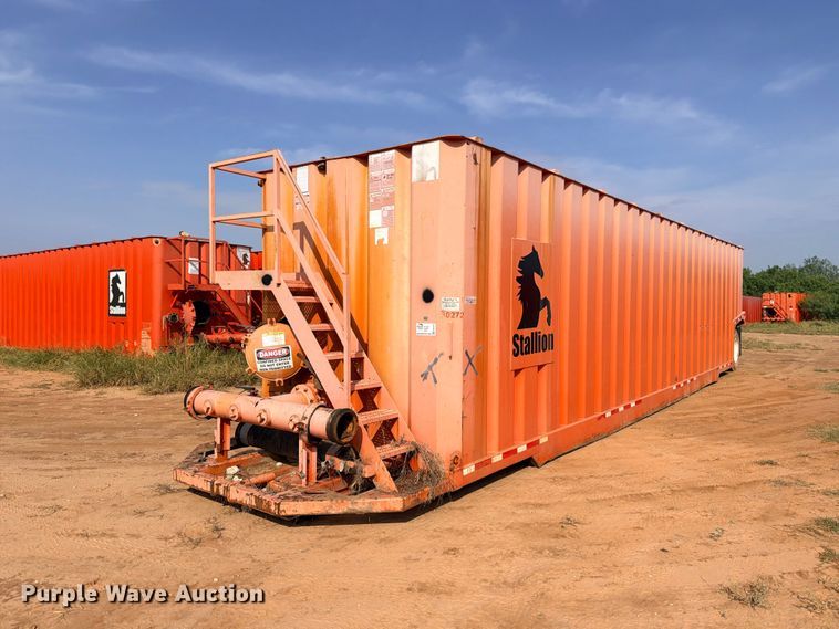 2008 Salty's Manufacturing frac tank trailer