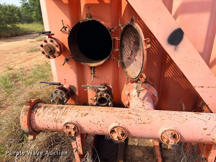 image for item ED5428 Salty's Tank Manufacturing frac tank trailer