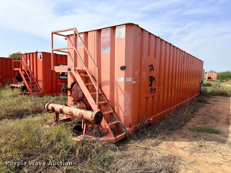 2008 Salty's Manufacturing frac tank trailer