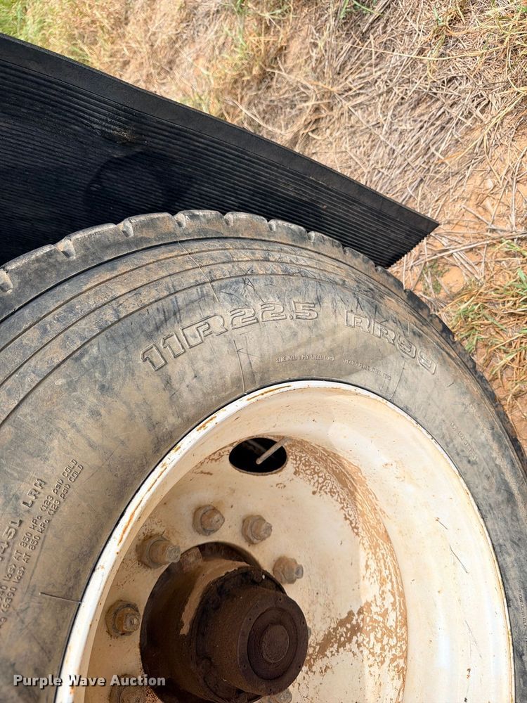 image for item ED5431 2007 Salty's Manufacturing frac tank trailer