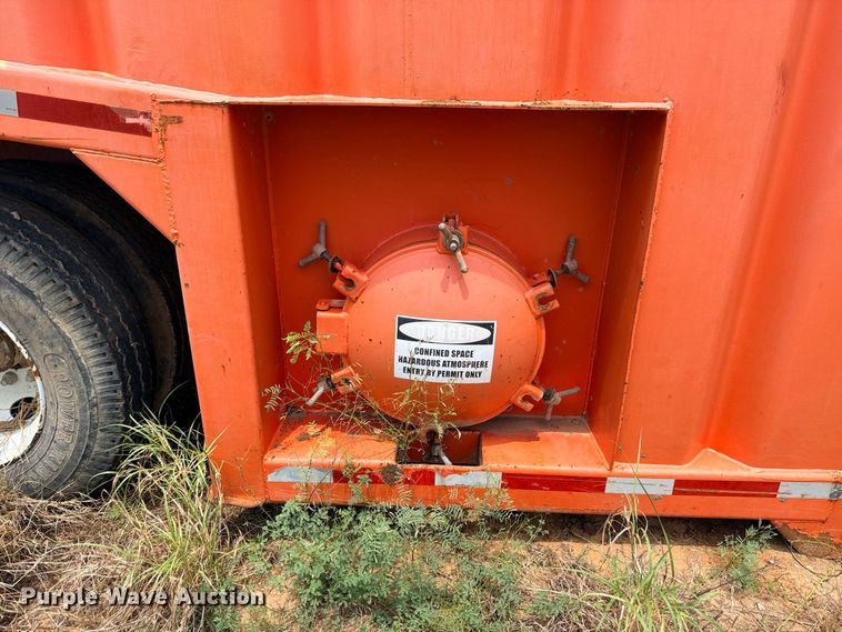image for item ED5436 2007 Salty's Manufacturing Frac tank trailer