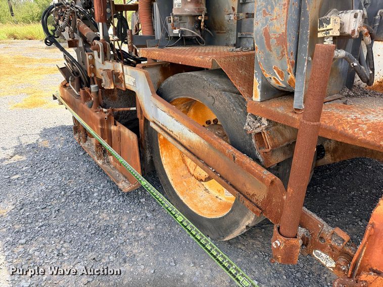 image for item ED5965 2003 Roadtec SP-1000B paver