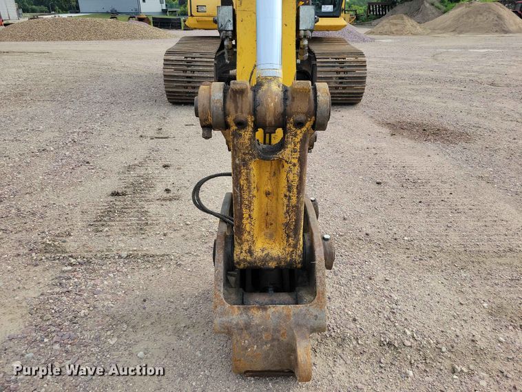 image for item EE1174 2012 Komatsu PC360LC-10 excavator