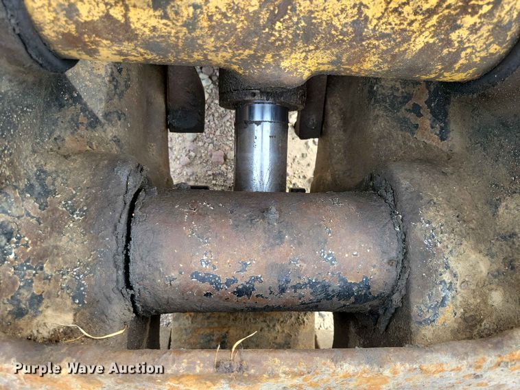 image for item EE1174 2012 Komatsu PC360LC-10 excavator