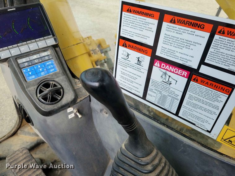 image for item EE1174 2012 Komatsu PC360LC-10 excavator