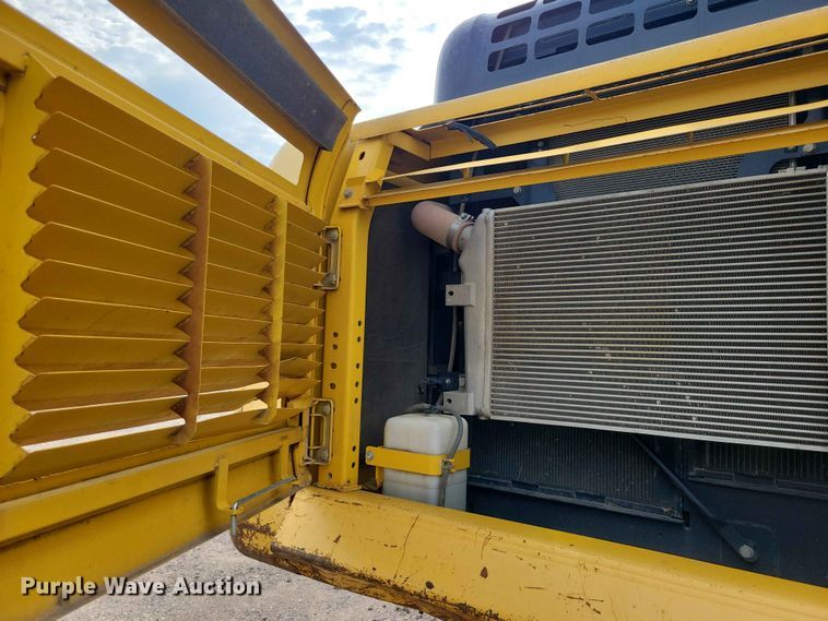 image for item EE1174 2012 Komatsu PC360LC-10 excavator