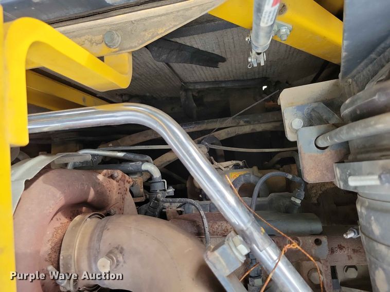 image for item EE1174 2012 Komatsu PC360LC-10 excavator