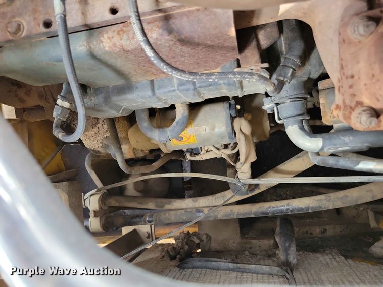 image for item EE1174 2012 Komatsu PC360LC-10 excavator