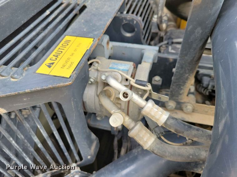 image for item EE1174 2012 Komatsu PC360LC-10 excavator