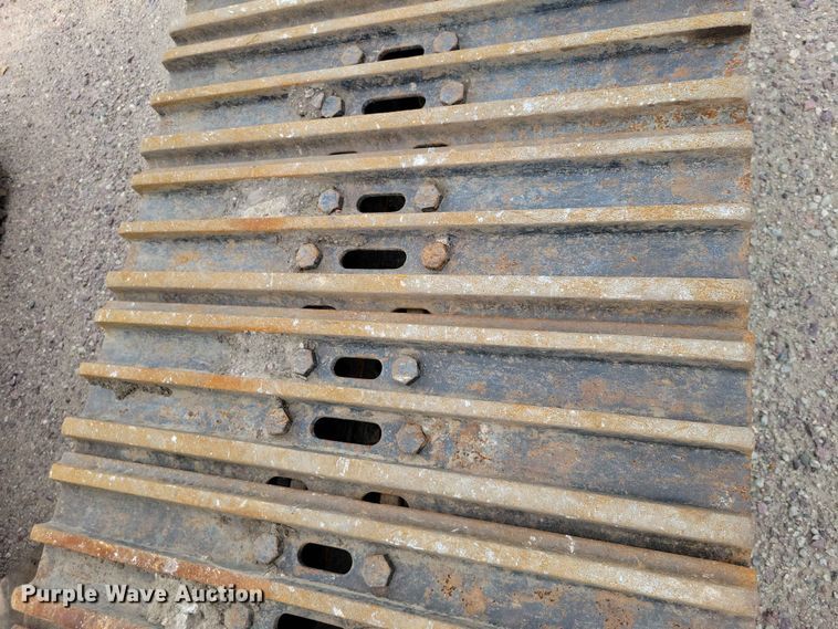 image for item EE1174 2012 Komatsu PC360LC-10 excavator