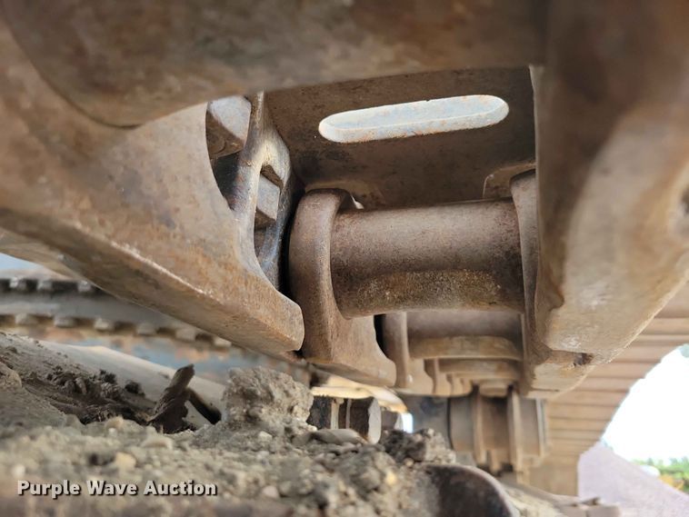 image for item EE1174 2012 Komatsu PC360LC-10 excavator