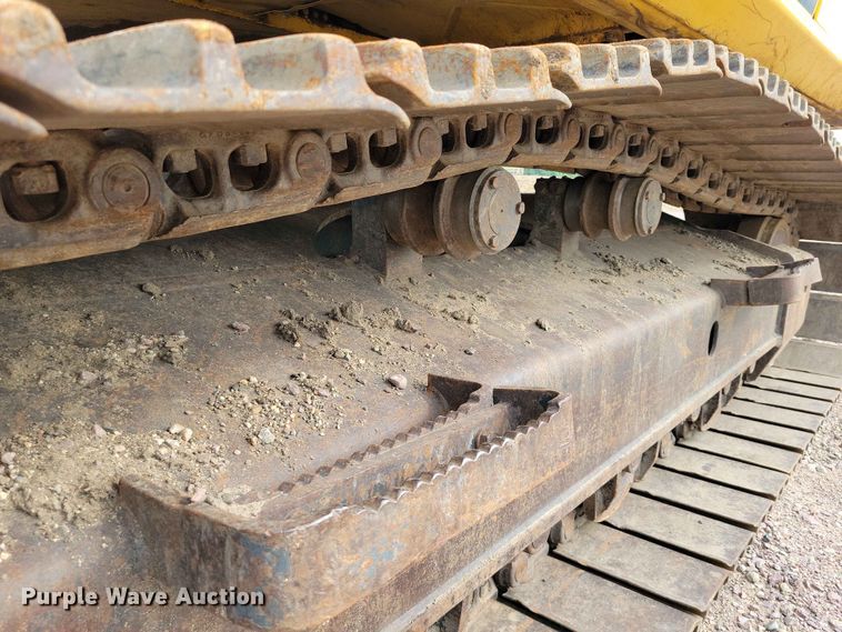 image for item EE1174 2012 Komatsu PC360LC-10 excavator