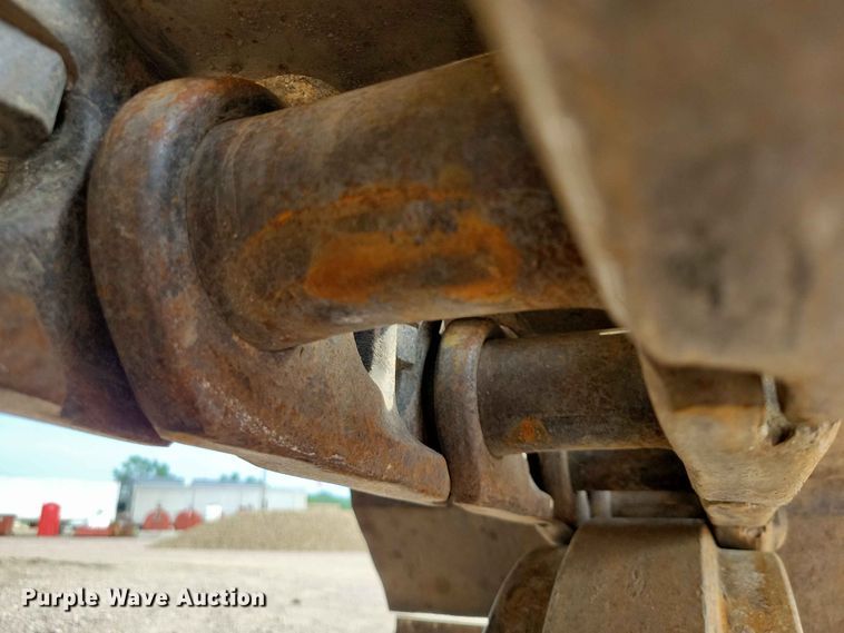image for item EE1174 2012 Komatsu PC360LC-10 excavator