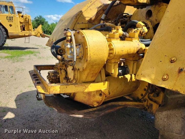 image for item EE1179 1980 Caterpillar 637D conventional scraper 